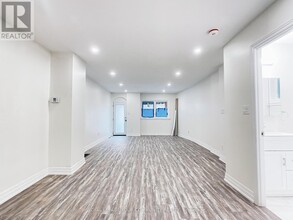 1623 Keele St in Toronto, ON - Building Photo - Building Photo