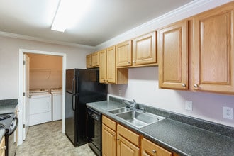 Brookwood Terrace Apartments in Murfreesboro, TN - Building Photo - Interior Photo