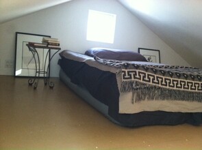 700 N Madison Ave, Unit 1/2 in Los Angeles, CA - Building Photo - Building Photo