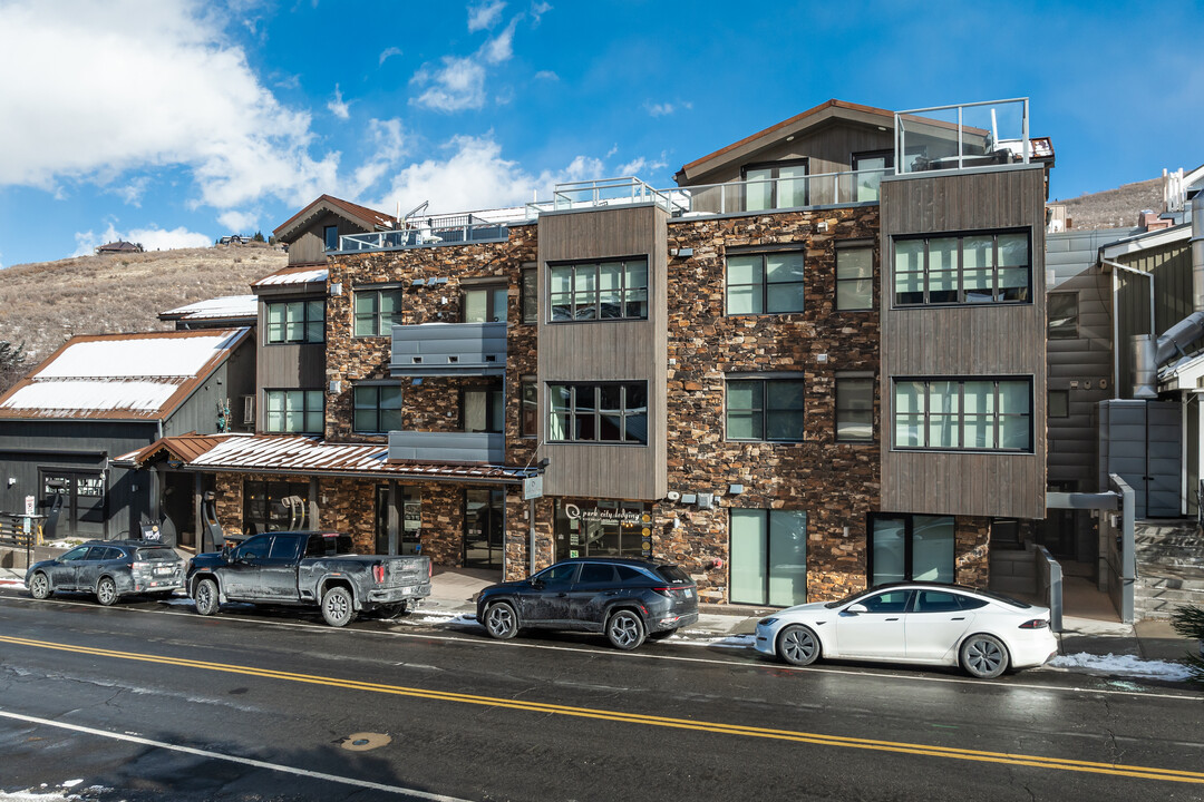 820 Park Ave in Park City, UT - Foto de edificio