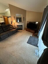 2721 Hidden Springs Loop SE in Olympia, WA - Building Photo - Building Photo