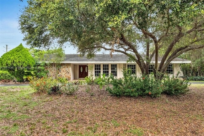14780 Old Cutler Rd in Palmetto Bay, FL - Building Photo - Building Photo