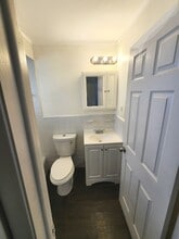 2056-2072 Lafayette Blvd in Lincoln Park, MI - Building Photo - Building Photo