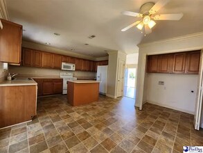 2224 Stepping Stone Dr in Effingham, SC - Building Photo - Building Photo