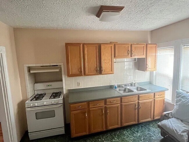 56 William St, Unit 3R