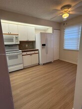 1401 SW 128th Terrace in Pembroke Pines, FL - Building Photo - Building Photo