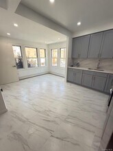 41-46 Hampton St in Queens, NY - Building Photo - Building Photo