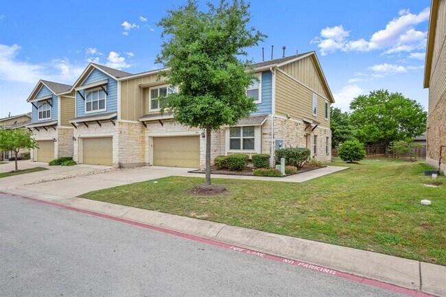 1620 Bryant Dr in Round Rock, TX - Building Photo - Building Photo