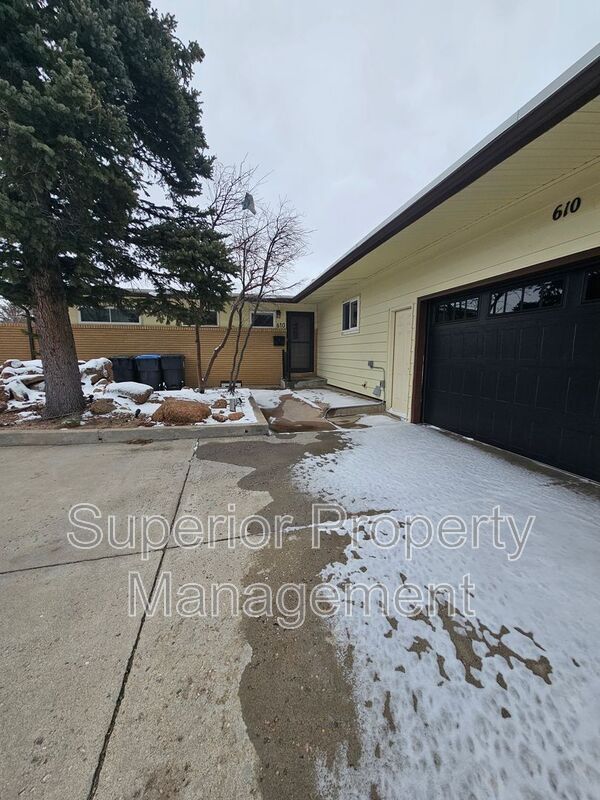 610 Vista Ln in Cheyenne, WY - Building Photo - Building Photo