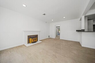 44335 Kirkland Ave in Lancaster, CA - Building Photo - Building Photo