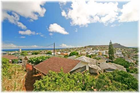 1304 Center St in Honolulu, HI - Building Photo - Building Photo