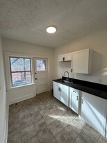 14148 Superior Rd in Cleveland Heights, OH - Building Photo
