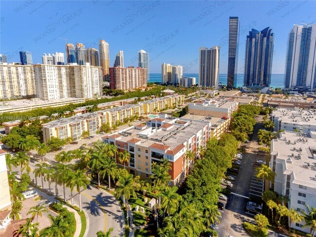 property at 17100 N Bay Rd