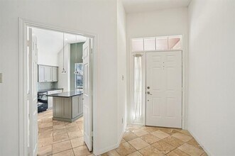 401 Dakota Trail in Irving, TX - Building Photo - Building Photo