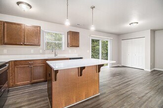 103 Grandview in Galesburg, MI - Building Photo - Building Photo