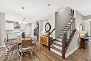 415 Filipp Ln in Lake St. Louis, MO - Building Photo