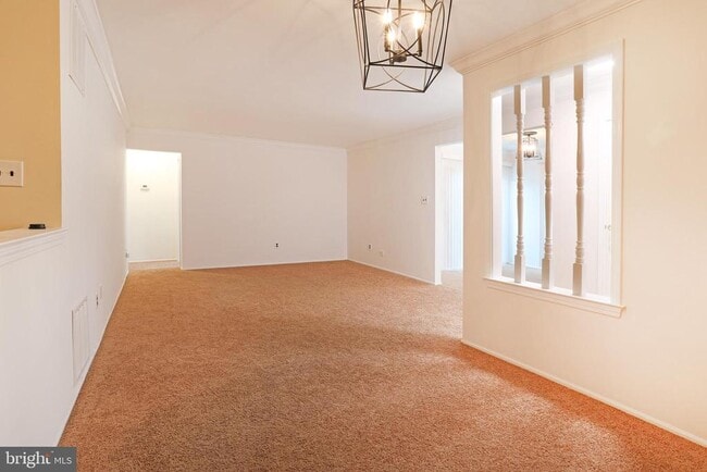 property at 19 Chelsea Ct