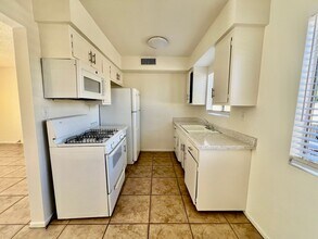 74124 Candlewood St in Palm Desert, CA - Building Photo - Building Photo