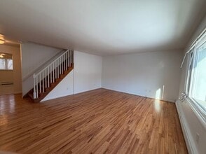 12 Arbor Hill Drive in Pleasant Valley, NY - Building Photo - Building Photo