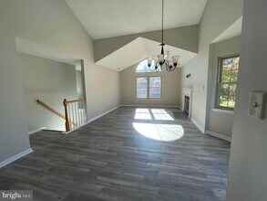 2206 Brookhaven Dr in Yardley, PA - Building Photo - Building Photo