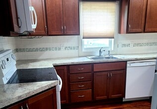 615 Green St in Peru, IL - Building Photo - Building Photo