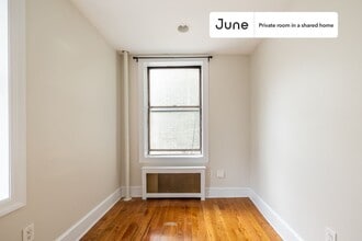 345 E 21 St in New York, NY - Foto de edificio - Building Photo