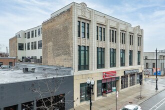 Gunnison Street Lofts in Chicago, IL - Building Photo - Building Photo