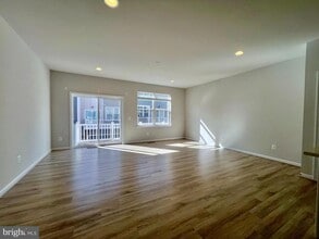 8378 Sallyport St in Lorton, VA - Building Photo - Building Photo