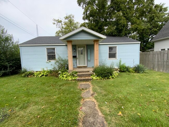 property at 913 Forrest St