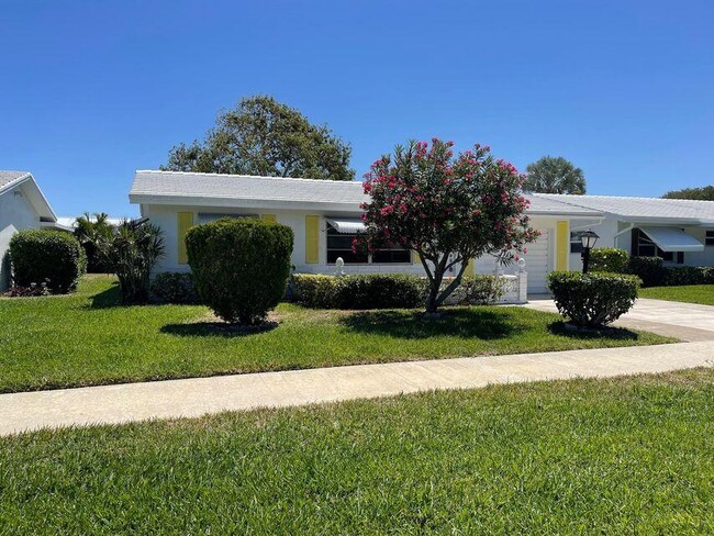 property at 2020 SW Golf Ln