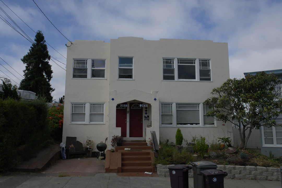 2831-2833 Georgia St in Oakland, CA - Foto de edificio