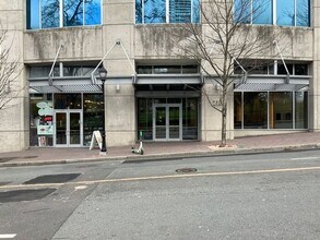 400 N Church St-Unit -UNIT 2212 in Charlotte, NC - Building Photo - Building Photo