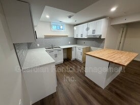 182 Seneca Crescent in Thunder Bay, ON - Building Photo