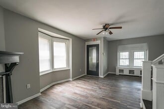 50 E Tulpehocken St in Philadelphia, PA - Building Photo - Building Photo