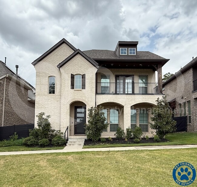 property at 732 Patriot Ln
