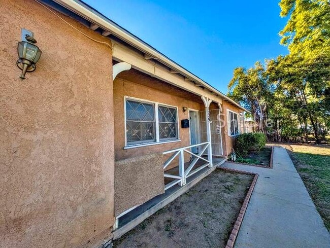 359 W 49th St in San Bernardino, CA - Building Photo - Building Photo