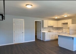 345 S Front St in Steelton, PA - Building Photo - Building Photo