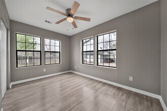 1623 Main St in La Marque, TX - Building Photo - Building Photo