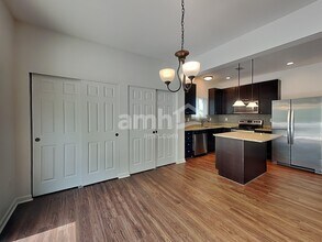1617 Shire Village Dr in Sugar Hill, GA - Building Photo - Building Photo