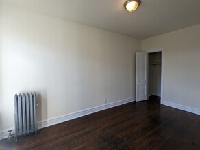 2638 N Milwaukee Ave in Chicago, IL - Building Photo - Building Photo
