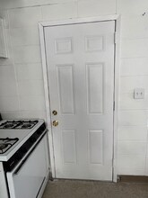 927 S Thorne Ave in Fresno, CA - Building Photo - Building Photo