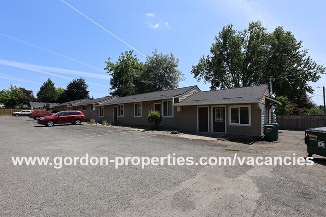 15038 SE Arista Dr in Portland, OR - Building Photo - Building Photo