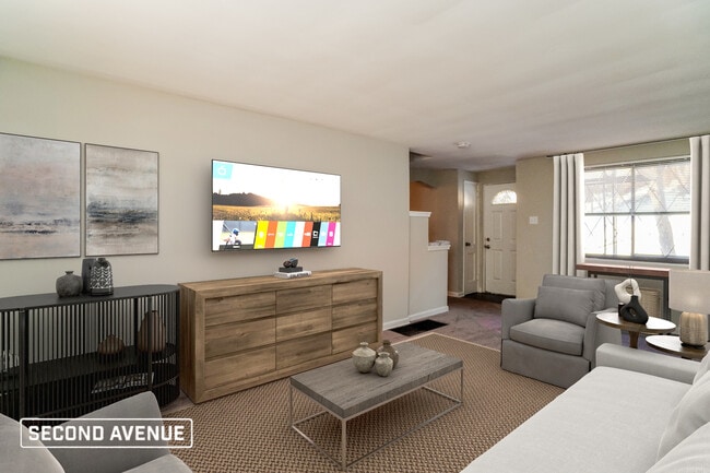 216 Grove Rd in Verona, PA - Building Photo - Building Photo