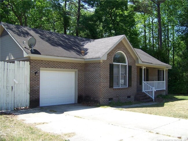 1981 Wheeling St in Fayetteville, NC - Building Photo - Building Photo