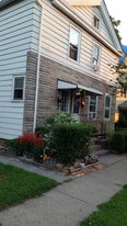 166 College St in Middletown, CT - Building Photo