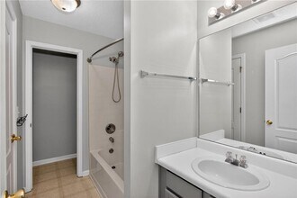 304 Fox Overlook in Woodstock, GA - Building Photo - Building Photo