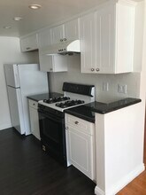 1730 Camden Ave, Unit 205 in Los Angeles, CA - Building Photo - Building Photo