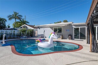 314 SE 3rd St in Dania Beach, FL - Foto de edificio - Building Photo