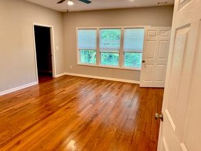557 Handyman Ct in Fairburn, GA - Building Photo - Building Photo