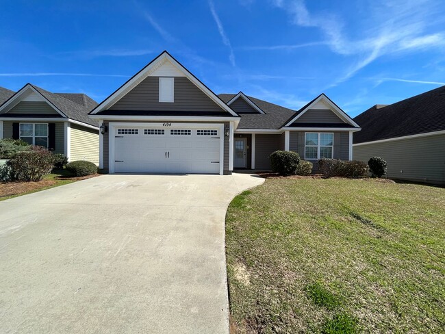 property at 4194 Silver Glenn